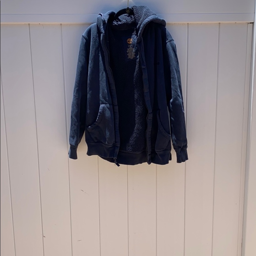 Jacket 🧥 - Picture 2 of 6